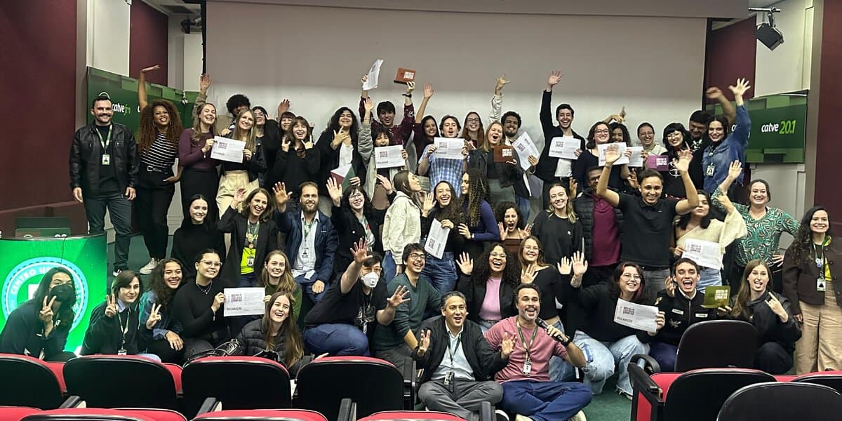 Acadêmicos dos cursos de Comunicação participam da Mostra de Práticas COMFAG e conquistam premiações
