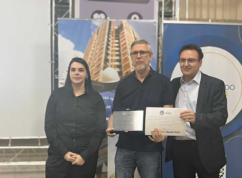 CREA concede prêmio de Educador Destaque a professor de Agronomia