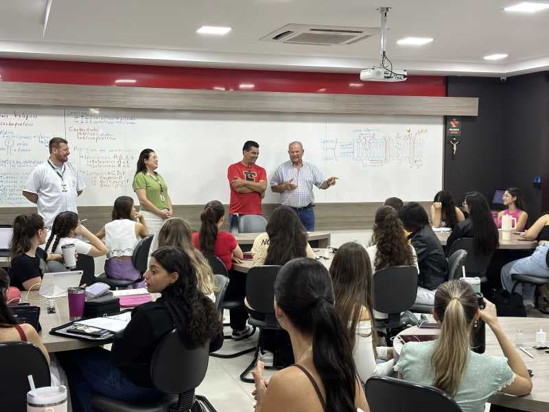 Reitor Assis Gurgacz dá boas-vindas aos calouros de Medicina da FAG