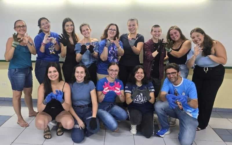 FAG Toledo: Alunos de Pedagogia realizam dinâmica de conscientização sobre o autismo