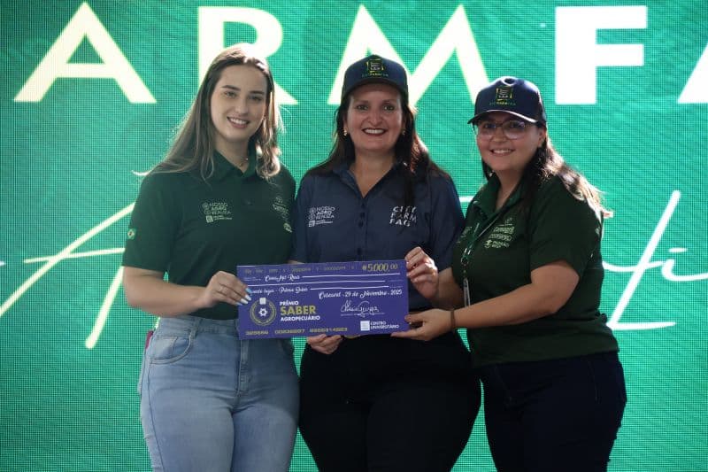 Entrega do Prêmio Saber Agropecuário reconhece excelência científica no 5º City Farm FAG