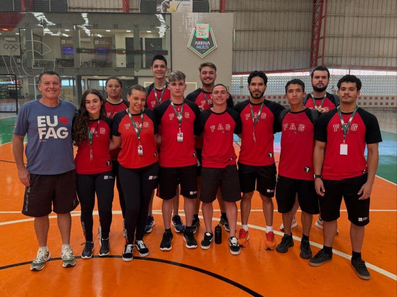 Acadêmicos de Educação Física iniciam estágio obrigatório na Sports School Colégio FAG
