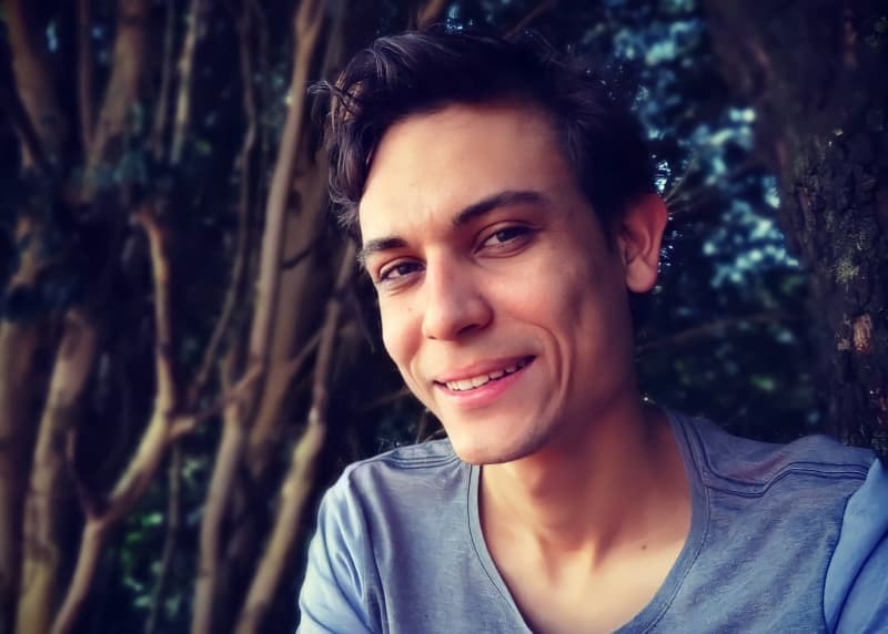Acadêmico de Audiovisual destaca experiência no curso em canal do YouTube