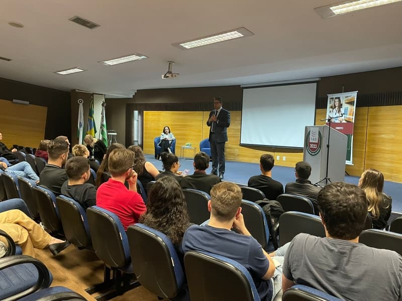 Semana Jurídica aborda relação entre Direito e novas tecnologias