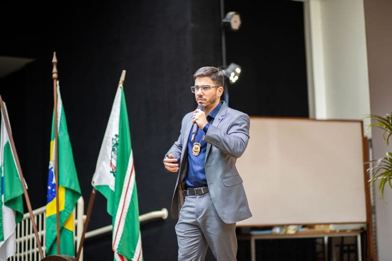 Professor da FAG Toledo palestra em Seminário Internacional de Enfrentamento ao Tráfico de Pessoas