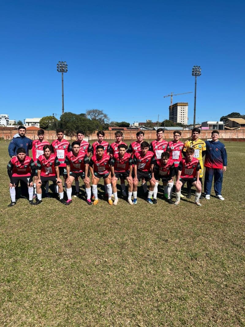 Atletas do Colégio FAG marcaram presença no 71º Jogos Escolares do Paraná Bom de Bola