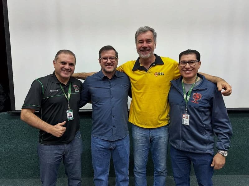 Curso de Educação Física celebra o Dia do Profissional de Educação Física em parceria com o CREF9/PR